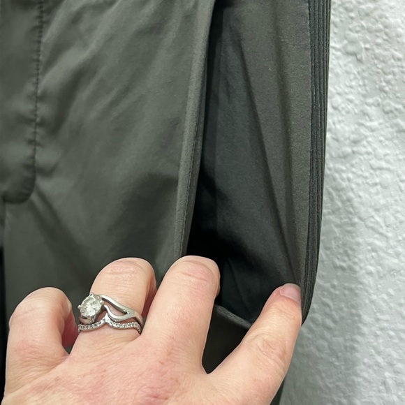 Athleta Women's Brooklyn Dark Green Ankle Pants - Picture 3 of 6